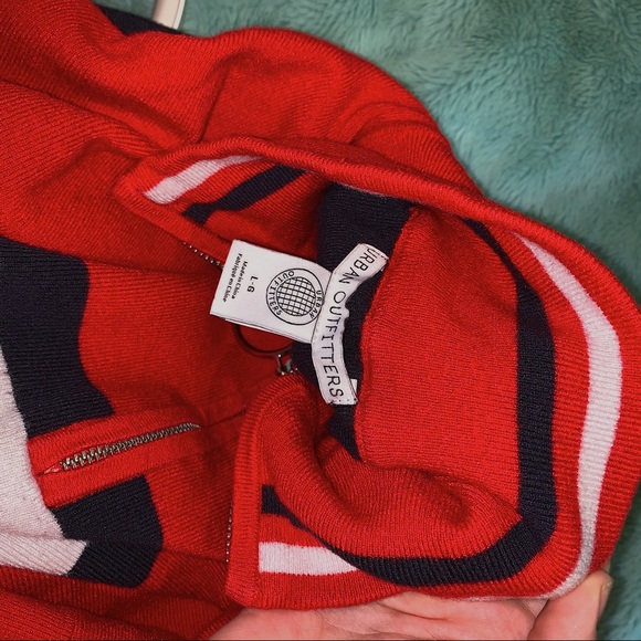 Urban Outfitters Vintage Sweatshirt - Picture 4 of 4